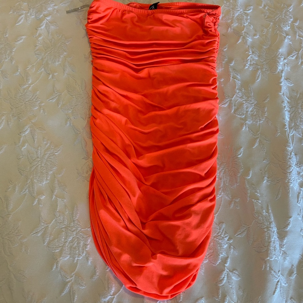 Strapless tube neon dress